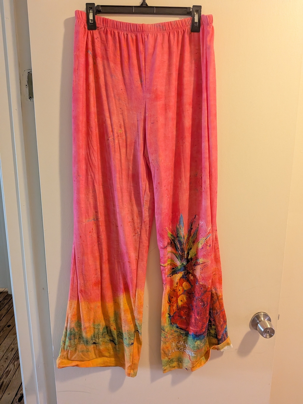 Hand-Painted Pink Wide-Leg Lounge Pants with Pineapple Detail